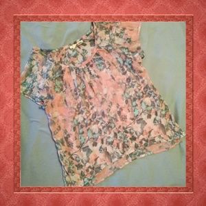 🌺FREE WITH PURCHASE OVER $10***SHEER CHIFFON TOP